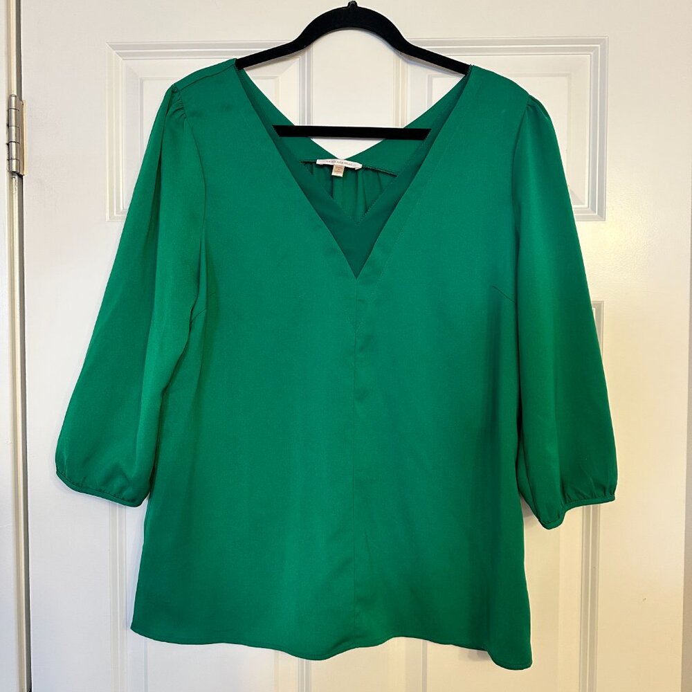 Skies Are Blue Kelly’s Green Double V-Neck Blouse - L